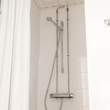 Appartamento 2ndhomes Cozy Studio By The Esplanade Park Helsinki